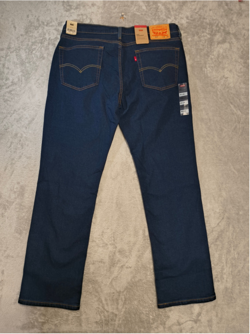 NWT Levi's Men's Jeans Size 36x30 Dark Wash Blue Denim